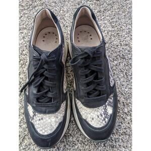 Mephisto Romane Sneakers Womens Size 8 Black Leather Lace up Black and White